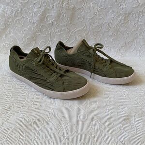 Cool eco brand Saola , slip- on knit sneaker. Olive color. Size 10 - euro43